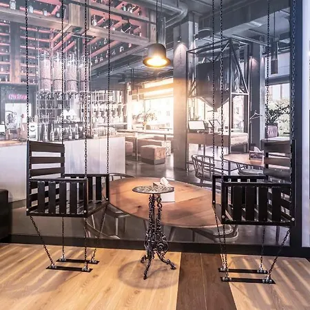 Vola Hostel
