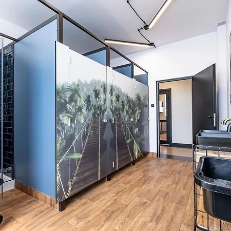 Vola Hostel